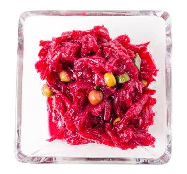 Pancar salatası yeşil bezelye ile.