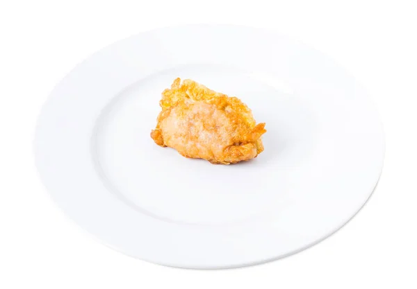 Delicioso filete de pollo maltratado . — Foto de Stock