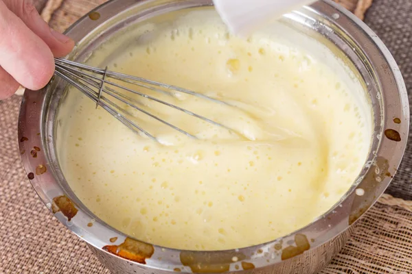 Mixing gelatin and cake dough. — Stock Photo, Image