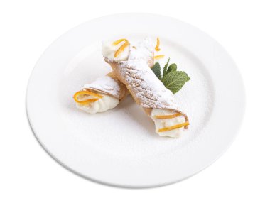 Sicilya cannoli ricotta ile.