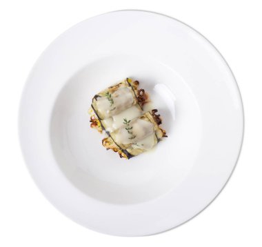 Patlıcan rulo ile soya erişte.