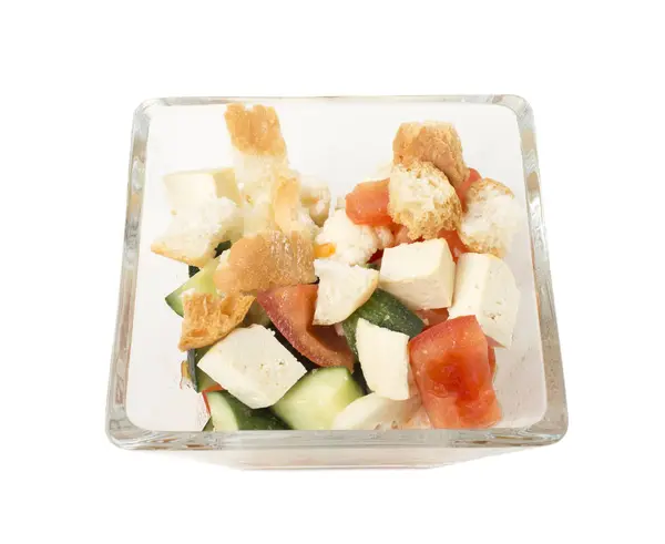 Vynikající zeleninový salát s tofu sýrem. — Stock fotografie