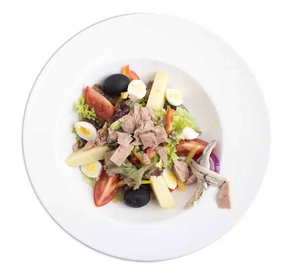 Lezzetli salata ton balıklı salata. — Stok fotoğraf