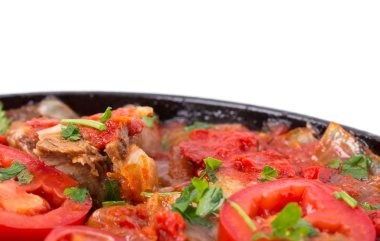 Haşlanmış Dana fileto domates ve soğan ile.