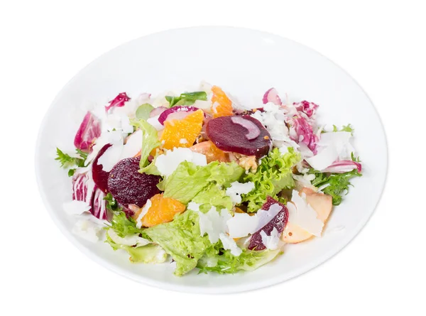 Salada de beterraba com laranjas e queijo de cabra . — Fotografia de Stock