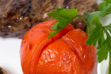 Pişmiş domates portre.