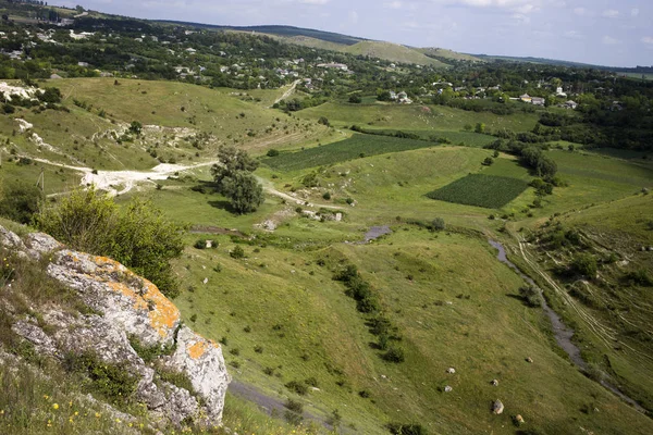 Hills arasında göster.
