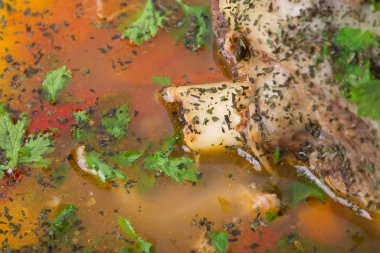 Sebze çorbası Gürcü kuzu.