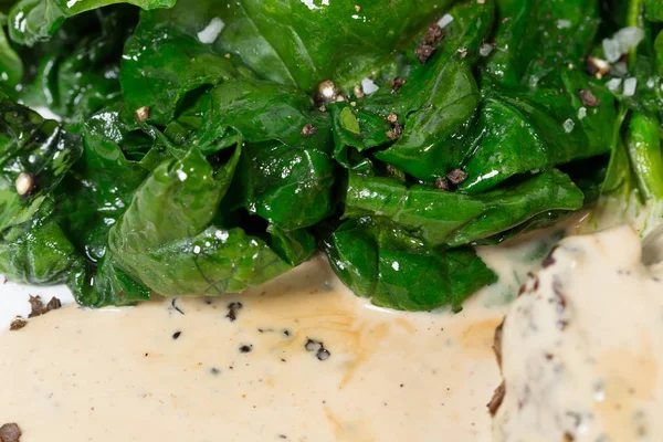 Salted spinach as a garnish. — Stock Photo, Image