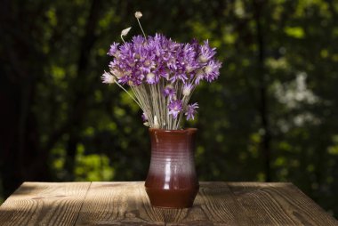 güzel bir demet çiçek.