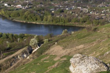 Nehrin güzel manzarası.