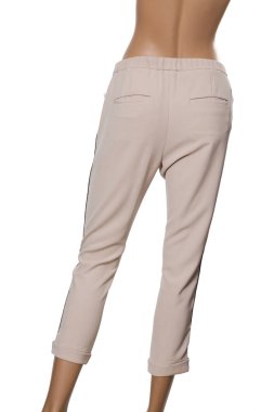 Kadınlar için reklam giyim.