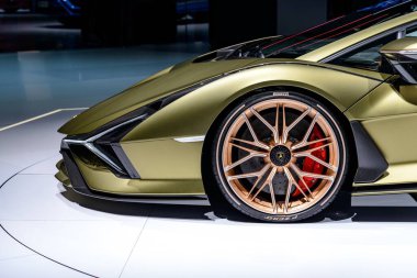 Frankfurt, Almanya - Eylül 2019: Lamborghini Sian Fkp Iaa Uluslararası Otomobil Fuarı Otomobil Fuarı.