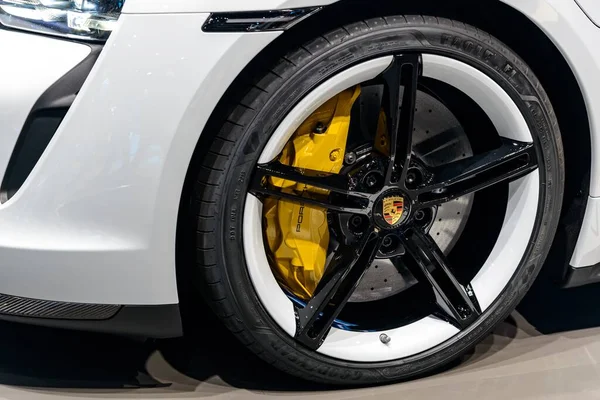 Frankfurt Sept 2019 Das Rad Des Porsche Taycan Turbo Weiß — Stockfoto