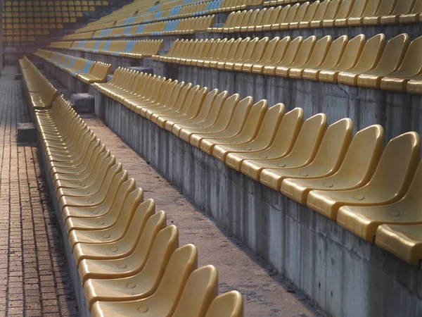 Verlassene Tribünen Des Stadions Während Der Quarantäne — Stockfoto