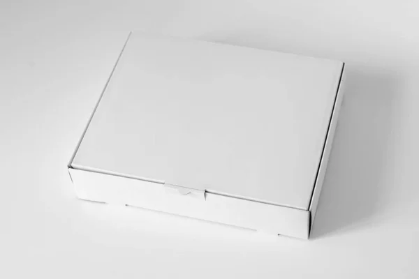 Boş beyaz kutu maketi