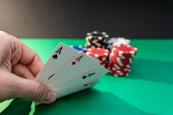Pair of aces, looking at the cards during the game — Stock Photo, Image
