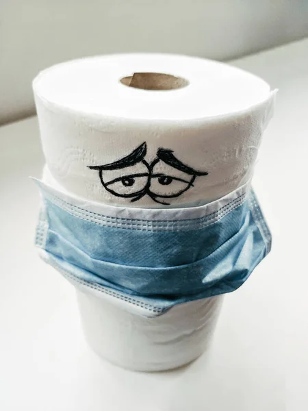Toilet Paper Character Quarantine Sick Mask Concept Coronavirus — Stock Photo, Image