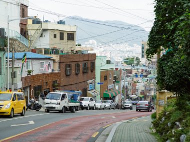 Busan sokaklarda.