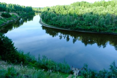 Nehir ve ahşap görüntüleme