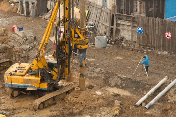 Şantiye teknik ve inşaatçılar ile.