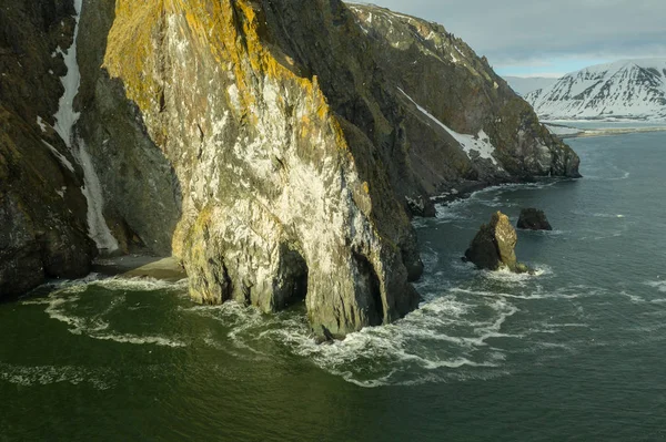 The top view on the northwest rocky coast of the Bering Sea — Stock Photo, Image