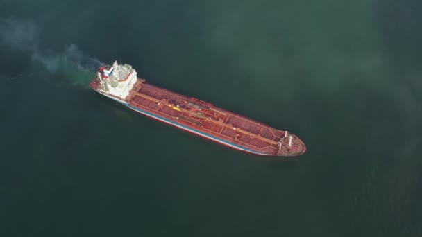 Nakhodka Ρωσία Απριλίου 2019 Δεξαμενόπλοιο Πλέει Δίπλα Στη Θάλασσα Πυροβολισμός — Αρχείο Βίντεο