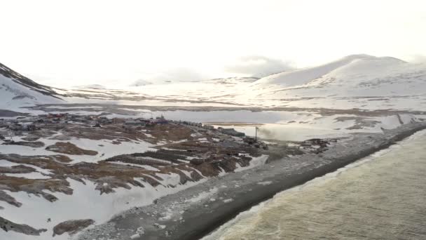 Sireniki Obwód Czukotski Rosja Maja 2019 Widok Góry Osadę Sireniki — Wideo stockowe