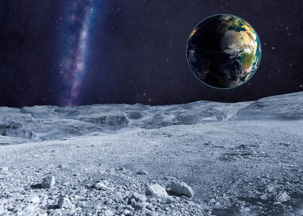 Planeta Tierra y galaxia distante de la superficie lunar — Foto de Stock