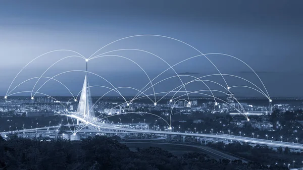 Moderne web-netwerk voor internet overal in de stad — Stockfoto
