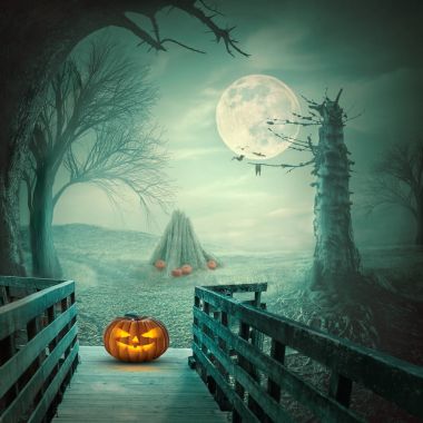 Mistik ürkütücü ortamda korkunç Cadılar Bayramı Balkabağı