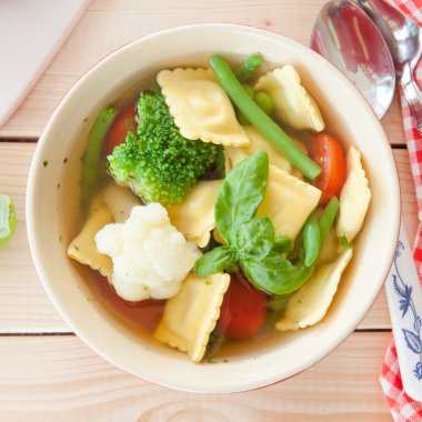 Rustik sebze çorbası 