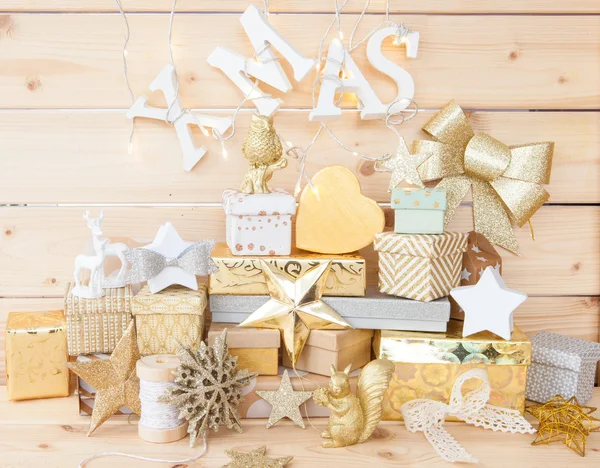 Małe prezenty na Boże Narodzenie — Zdjęcie stockowe