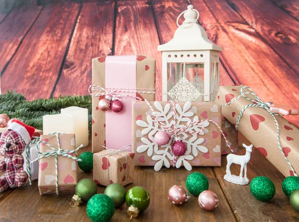 Kleine Weihnachtsgeschenke — Stockfoto