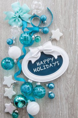 Noel baubles ve süslemeler