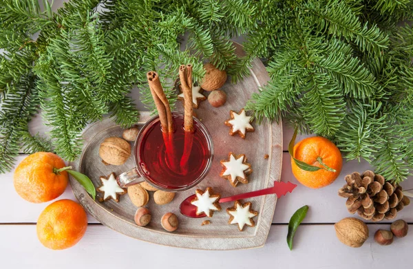 Mug of tea with christmas cookies — Stock Photo, Image