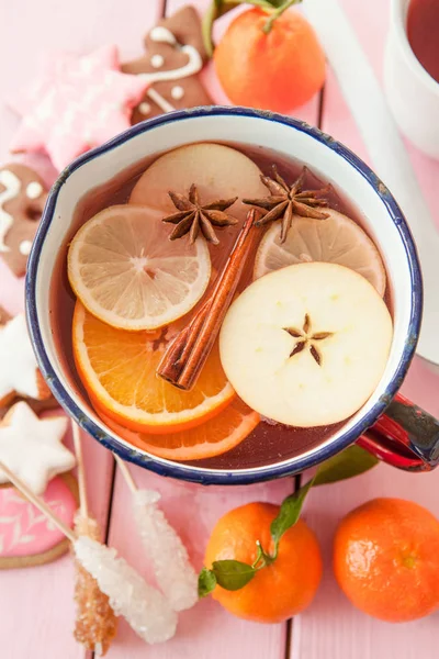 Winter punch with oranges — Stock Photo, Image