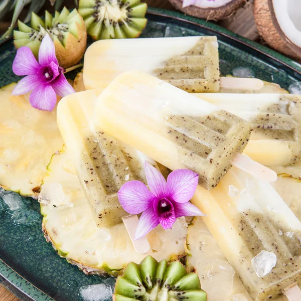 Paletas congeladas caseras —  Fotos de Stock