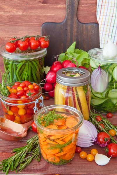 Rosemary ile dekapaj sebze