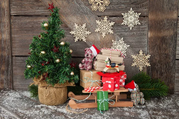 Little sleigh with presents — Stock Photo, Image