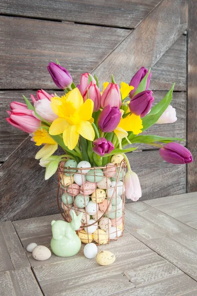 Mazzo di tulipani freschi — Foto Stock