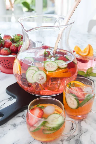 Homemade fruit punch — Stock Photo, Image