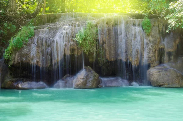 Пейзаж водопада Эраван — стоковое фото