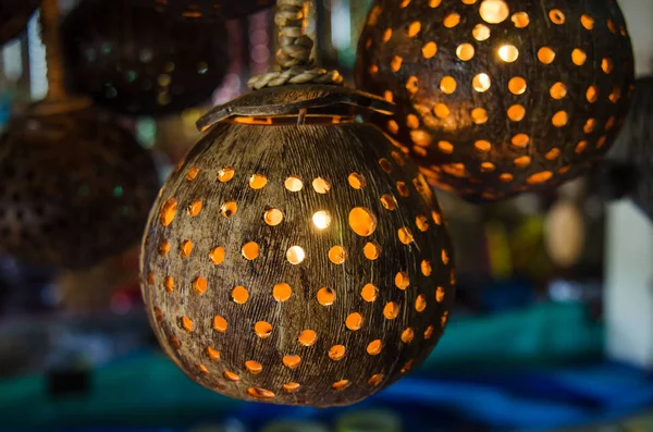 Fener Hindistan cevizi kabuğundan el yapımı