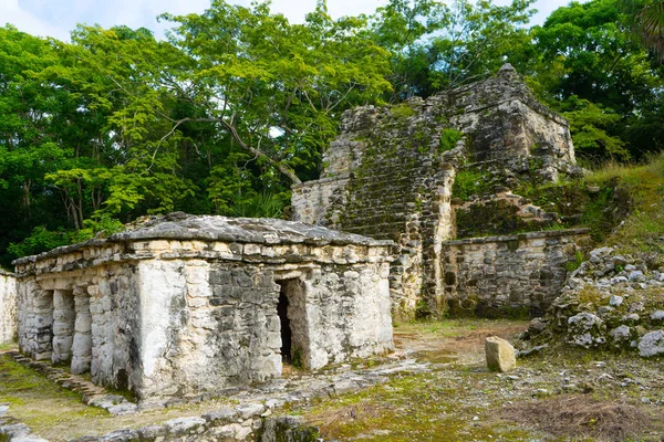 Ruínas Antigo Muyil Arquitetura Maya Antigo Vista Com Templo Outros — Fotografia de Stock