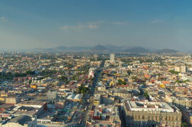 Mexico City 'nin Panorama' sı Latin americano gökdeleninden. Binalarla manzaralı. Seyahat fotoğrafı, arkaplan, duvar kağıdı. 