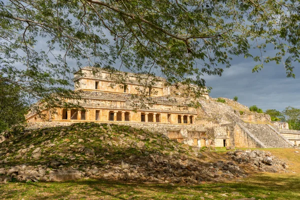 Nagy Palota Sayil Maya Régészeti Lelőhelyén Yucatan Vagyok Mexikó — Stock Fotó