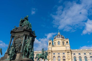 Viyana 'da Marian Theresien Denkmalon anıtı (1888) Maria Theresa Meydanı (Maria-Theresien-Platz), Wien, Avusturya