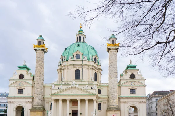 Kościół Karola Karlskirche Barokowy Kościół Znajdujący Się Południowej Stronie Karlsplatz — Zdjęcie stockowe