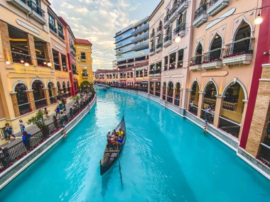 Venedik Manila Alışveriş Merkezi, Filipinler 'de Gondol gezisi